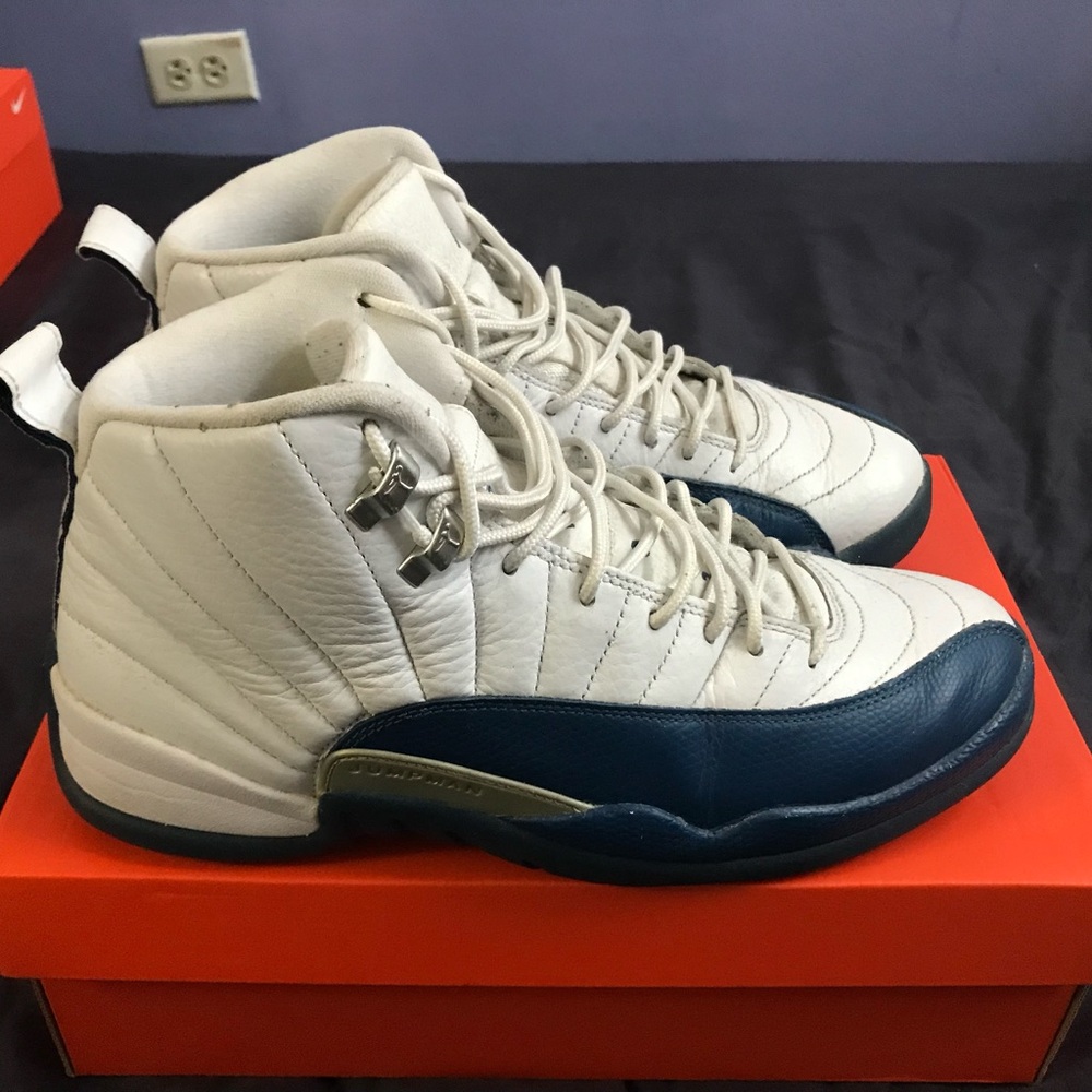 Nike Air Jordan 12 French Blue Sneakers Sz 10